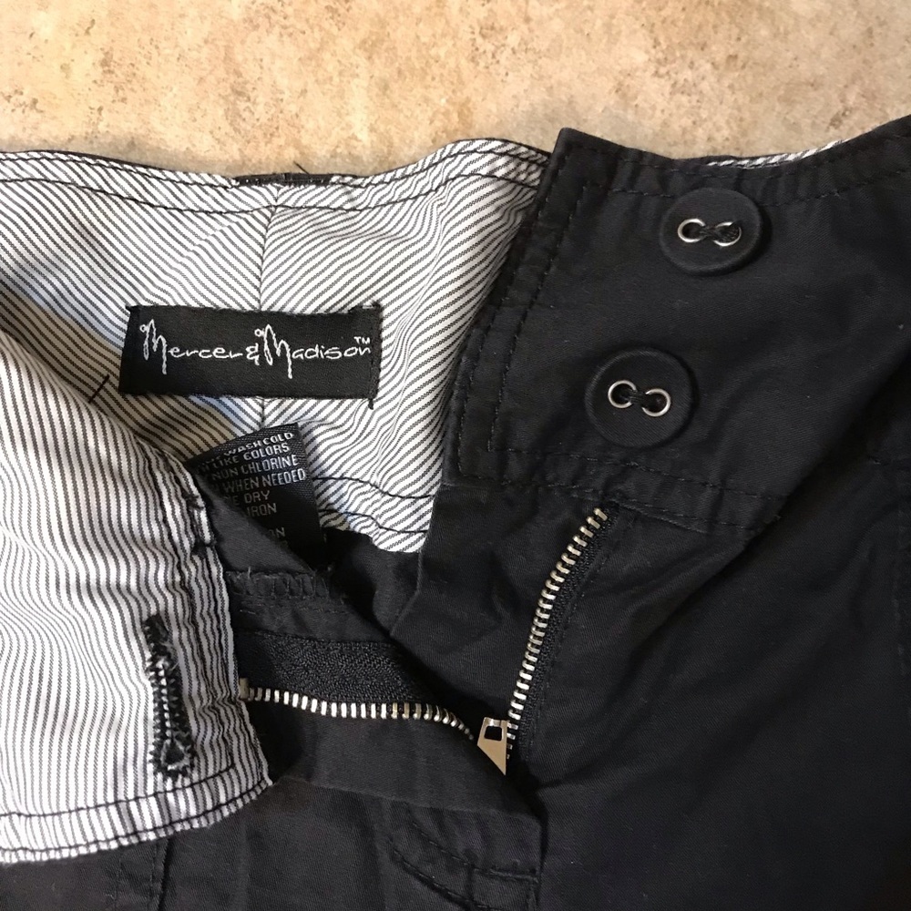 ▪️Mercer & Madison Shorts - Picture 2 of 10